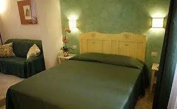 Lanterna Fiorentina B&B فلورنس 2*,