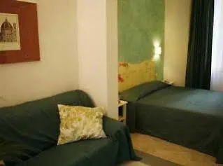 Lanterna Fiorentina B&B فلورنس بيت ضيافة