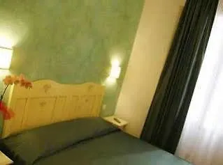 Lanterna Fiorentina B&B Florenz